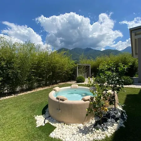Bed & Breakfast Art Design Costa Volpino