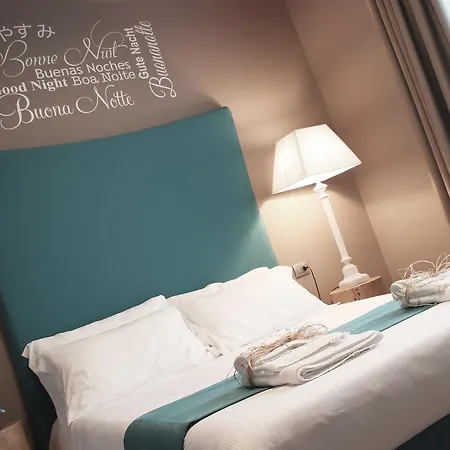 Bed & Breakfast Art Design