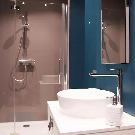 Art Design Bed & Breakfast Costa Volpino