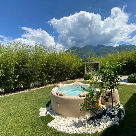 Bed & Breakfast Art Design Costa Volpino