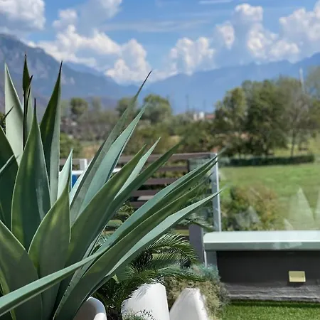 Bed & Breakfast Art Design Costa Volpino